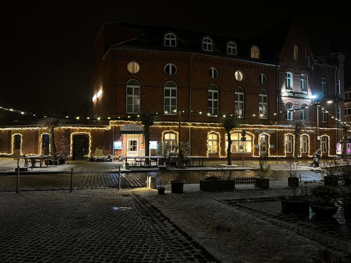Zur Eldenburg Hotel Lübz Buitenkant foto