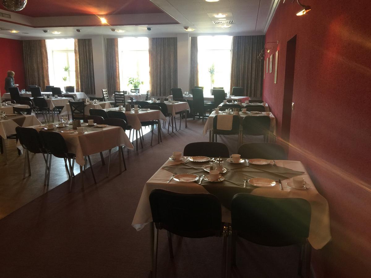 Zur Eldenburg Hotel Lübz Buitenkant foto
